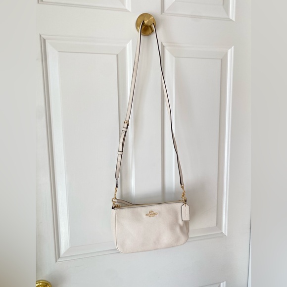 Coach Saffiano Leather Cream Crossbody Bag / Top Handle Pouch | Style F25591 | - Picture 4 of 13